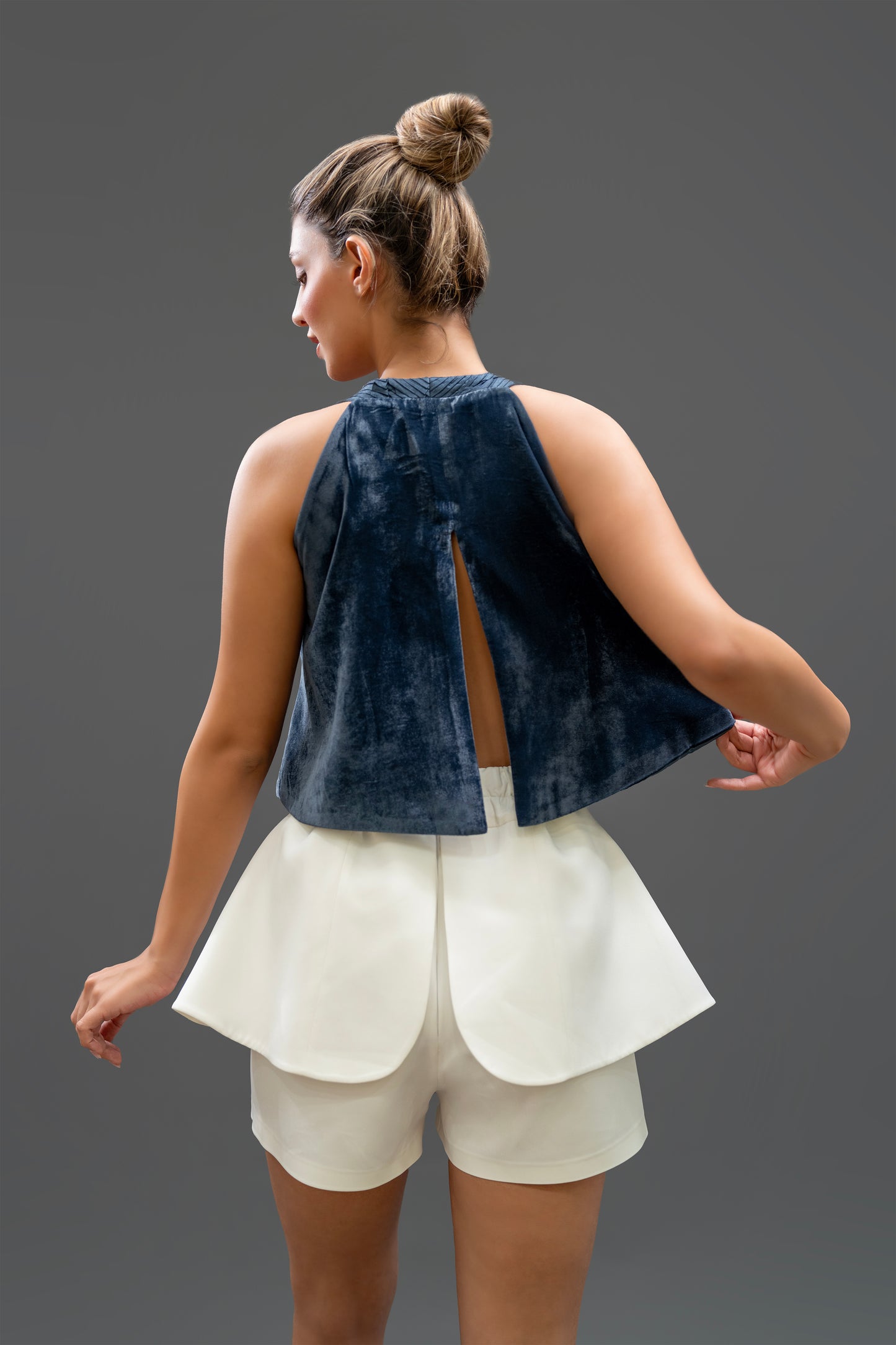 Navy Textured Sleeveless Top – Free Size