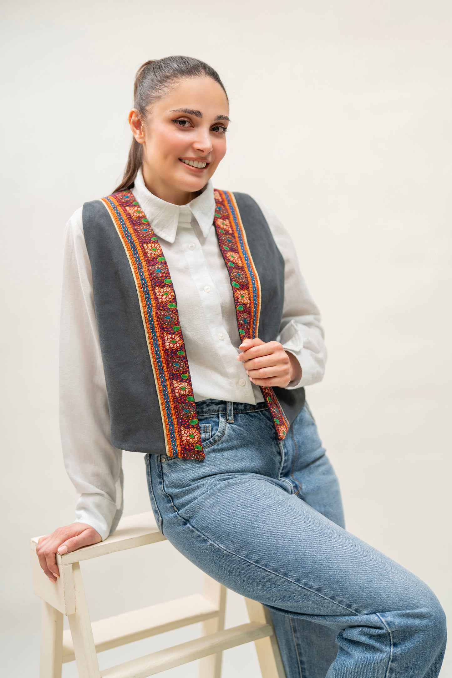 Hand-Embroidered Traditional Vest – Charcoal Gray & Multicolor Borders